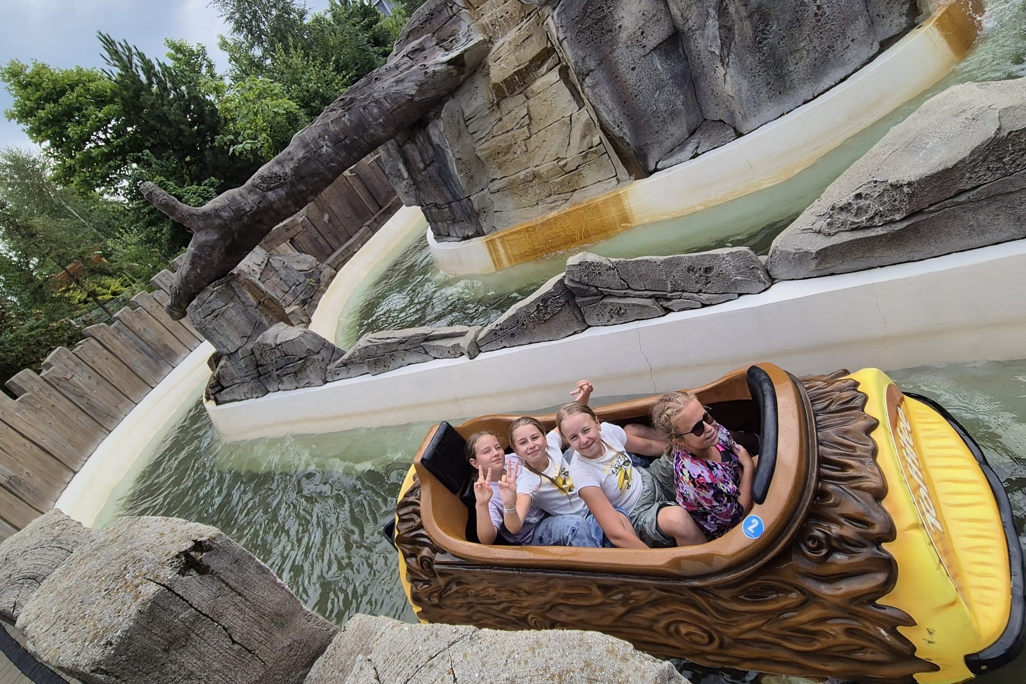 MAŁE CICHE-WILLA DANUSIA Kolonia Parki Rozrywki Off Line 7 – 12 lat