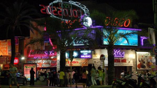 hiszpania-lloret-de-mar-francja-paryz-disneyland-oboz-mlodziezowy-103-9.jpg