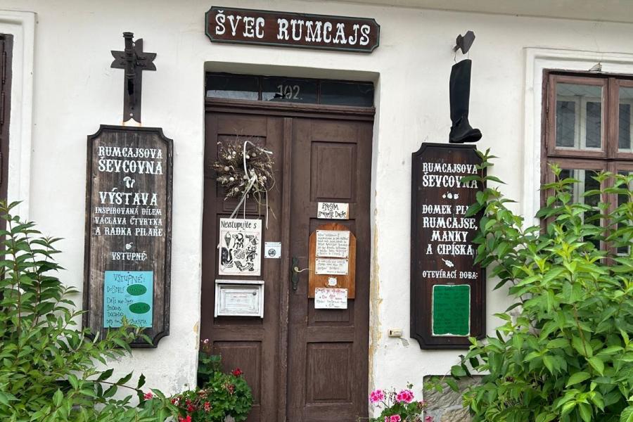 WhatsApp Image 2025-12-04 12_10x15.jpeg