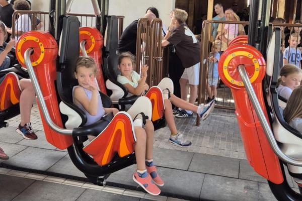 MRZEŻYNO -  Kolonia „NADMORSKI FUN z HOSSOLANDem”    DLA CHĘTNYCH: PARK LINOWY, LASERTAG, PADDLEBOARD, AQUAPARK,  Kolonia 7-12 lat , LATO 2026